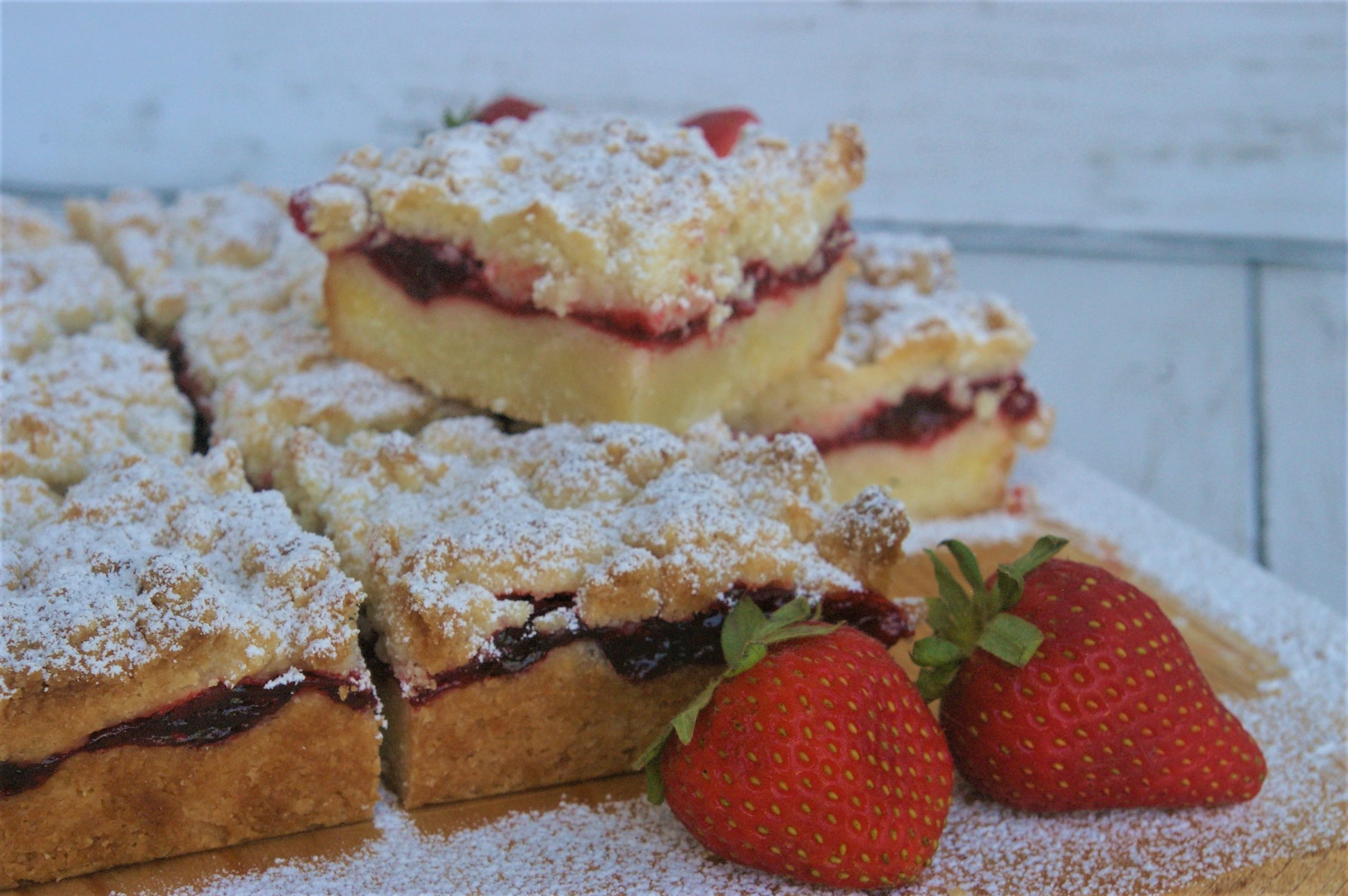 Strawberry Crumble Bars