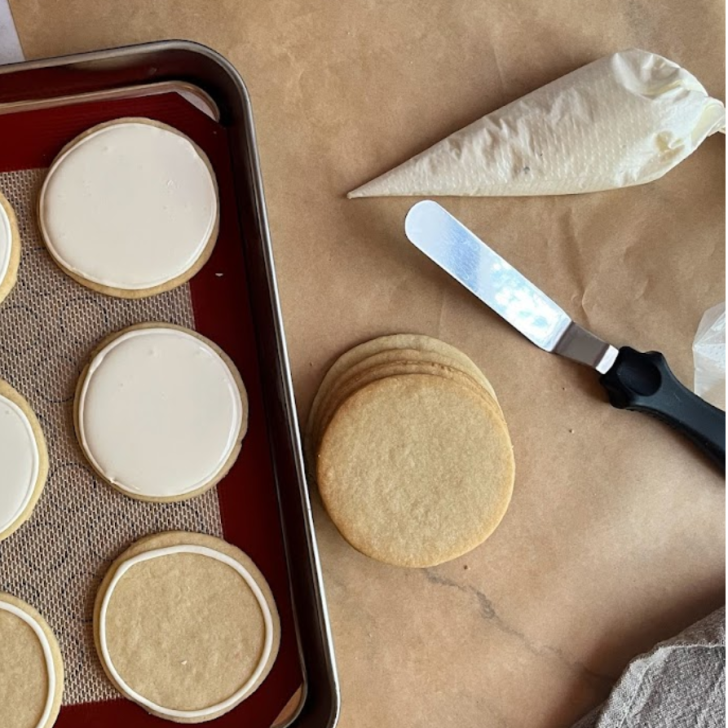 What Is the Best Baking Sheet? Rimmed Pans vs. Cookie Sheets Better