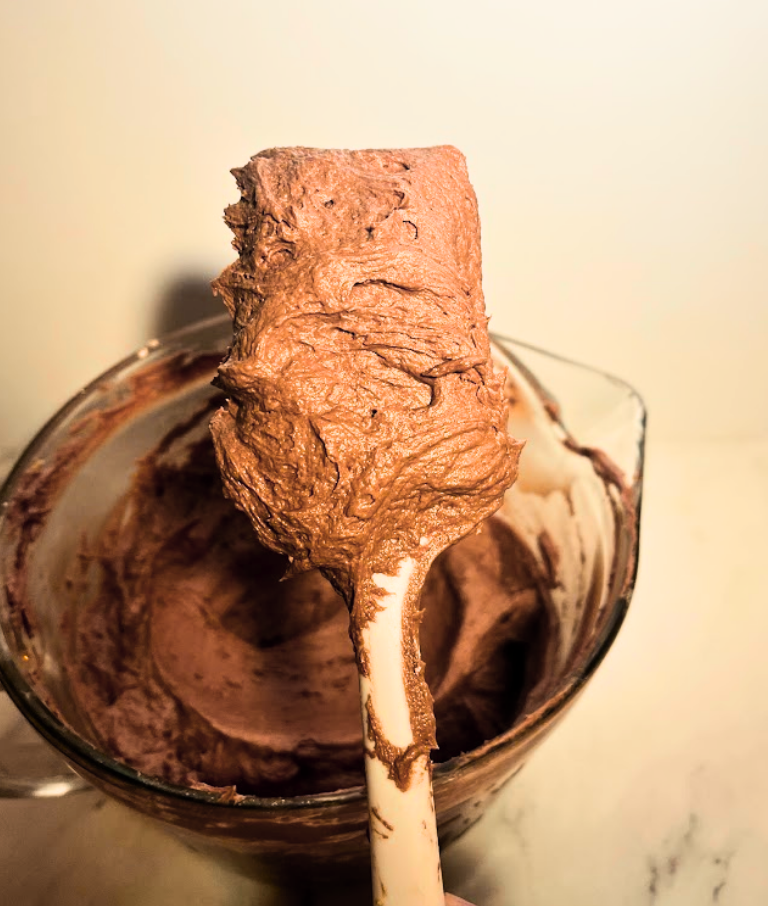 Easy Chocolate Buttercream Icing Recipe (No Butter) Better Baker Club