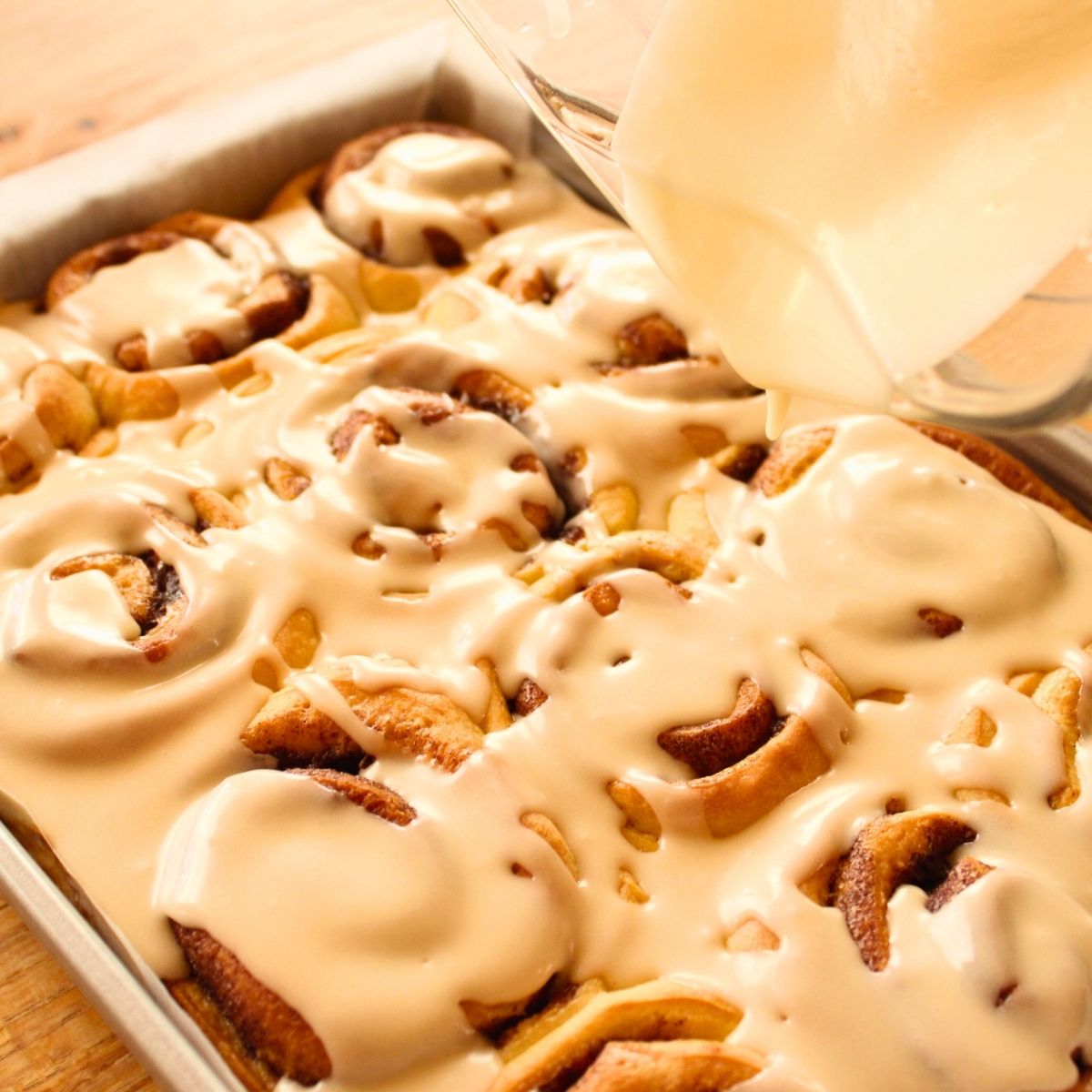 bakery style cinnamon rolls