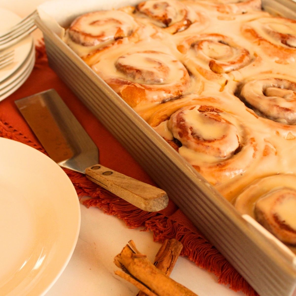 bakery style cinnamon rolls