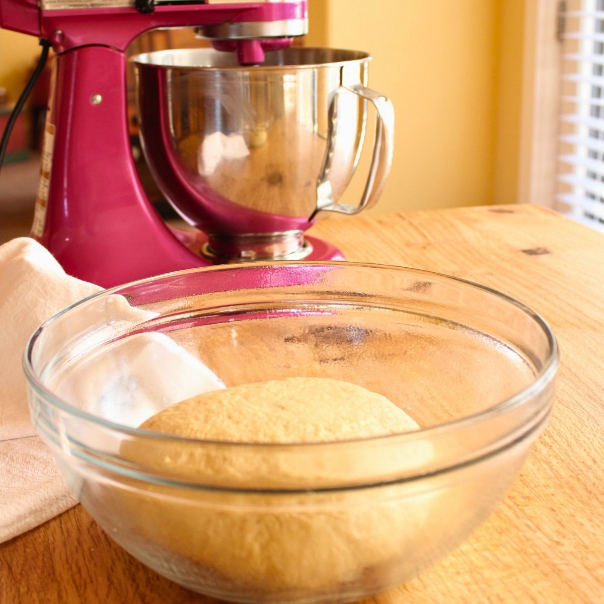 bakery style cinnamon rolls