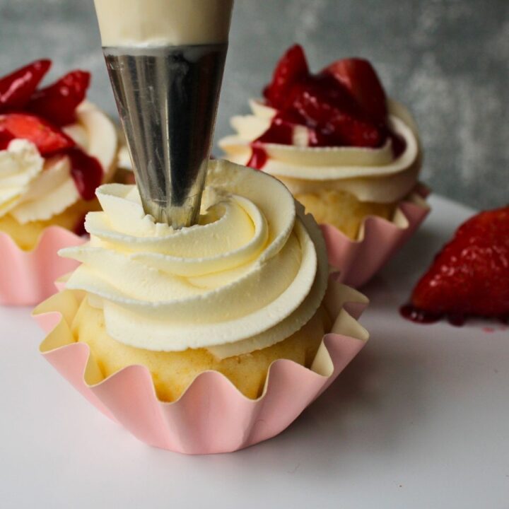 how to make whipped icing like walmart