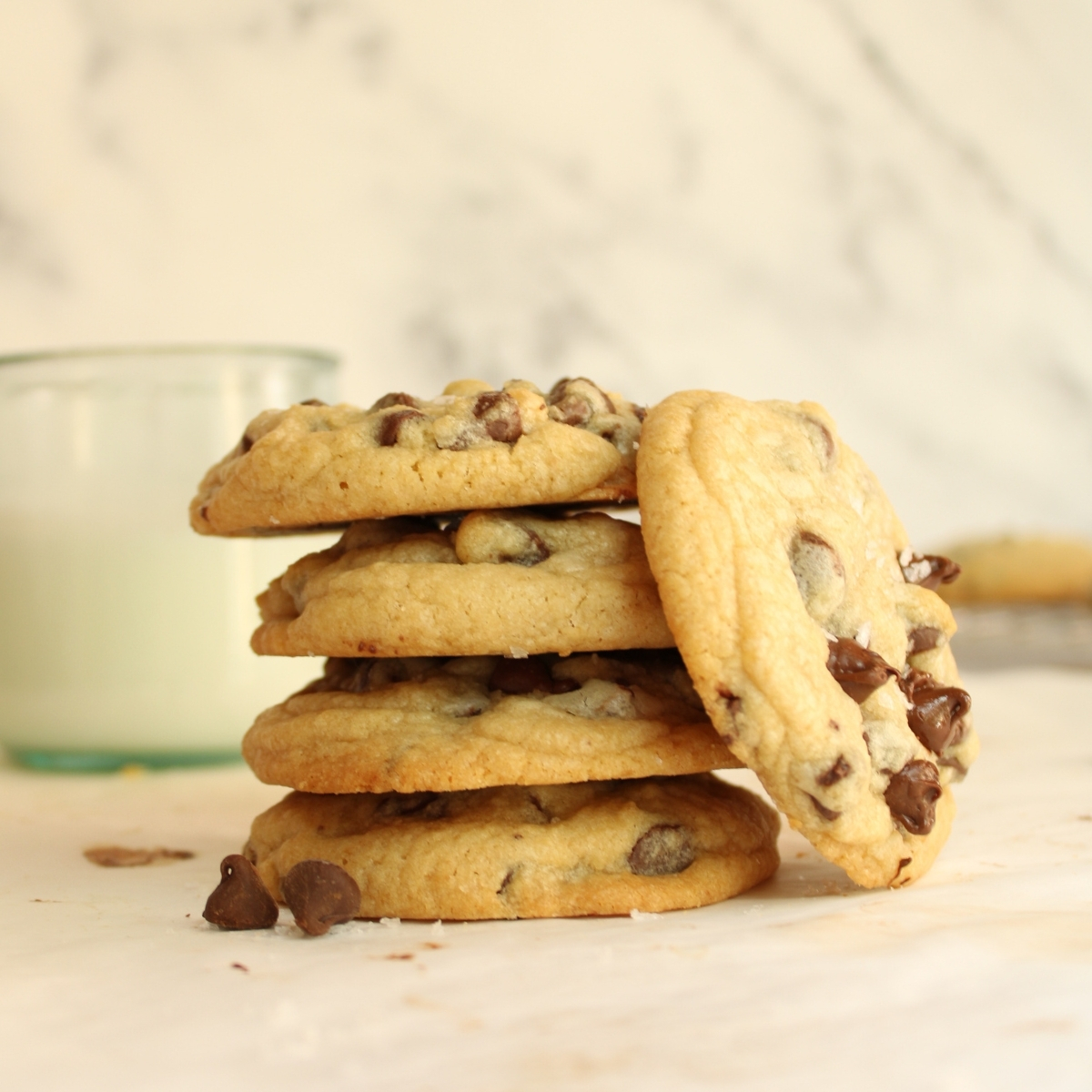 Big Thick Chocolate Chip Cookies