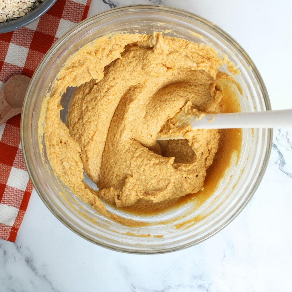 pumpkin oatmeal cream pies_creaming butter